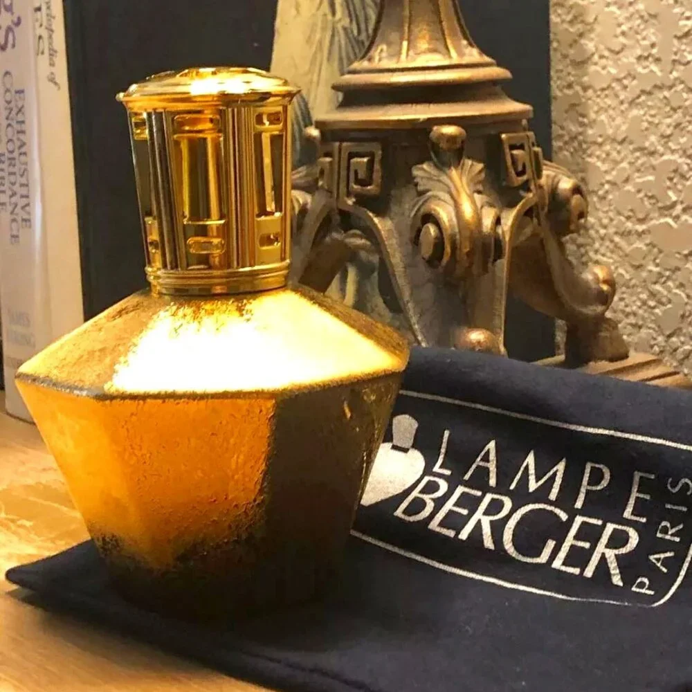 NWT LAMPE BERGER PARIS ASTORIA LIMOGES Fragrance Lamp Porcelain Hand Painted